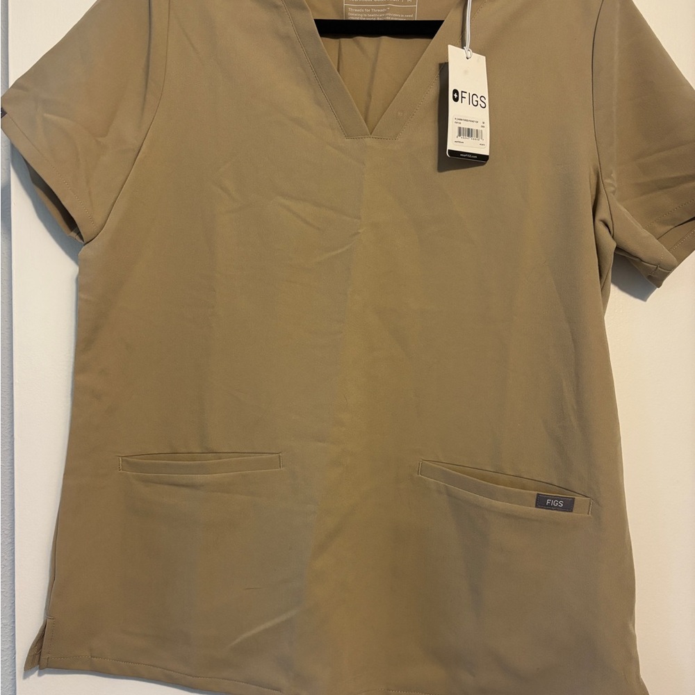 Figs Women's Short Sleeve Tan Scrub